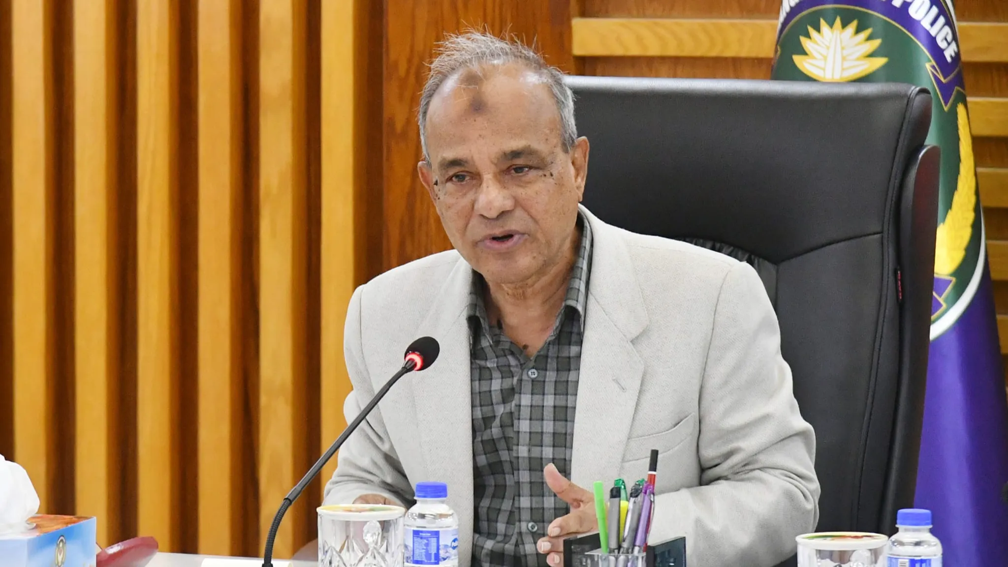 বিমানবন্দরের কার্গো কমপ্লেক্স থেকে অস্ত্র চুরির অভিযোগের তদন্ত এখনও চলছে